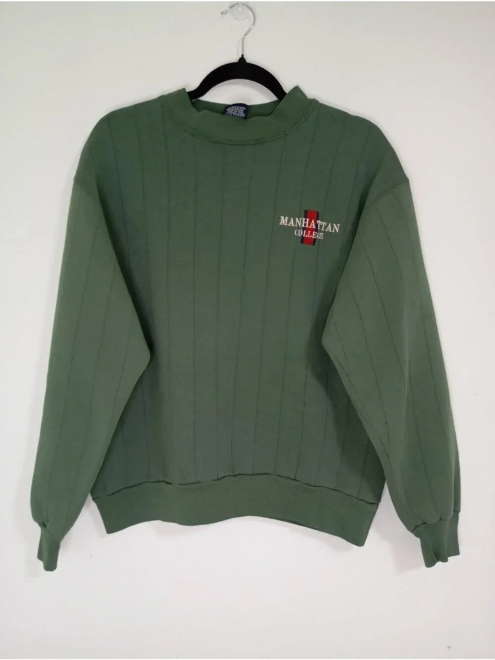 Vintage Jansport Manhattan College Green Sweatshirt Ribbed Crewneck L USA-Made - Picture 1 of 8